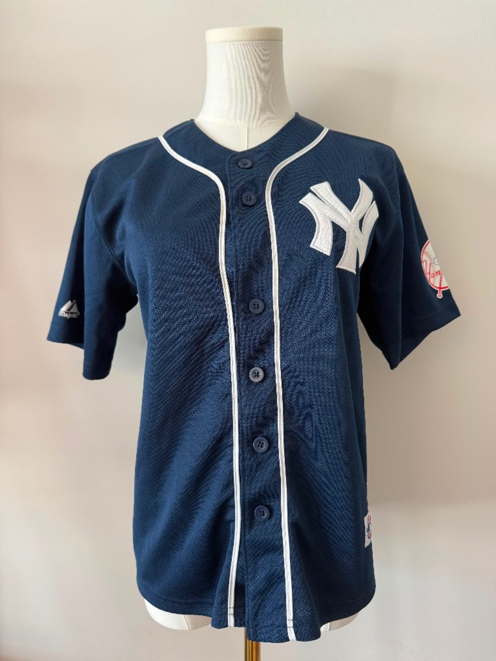 Girls Yankees jersey